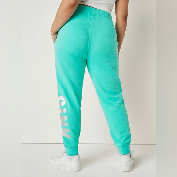 VS Pink 2-Piece SET Teal Ice Foil Relaxed Joggers & Teal Ice Foil Perfect Tee - Picture 14 of 15